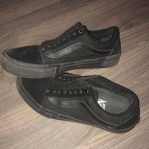 black old skool vans